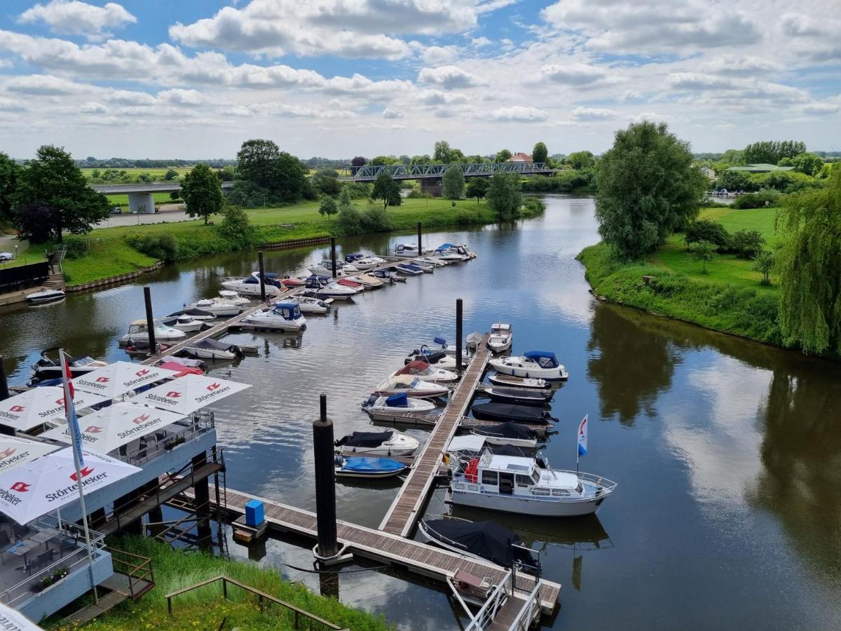 Hotel Restaurant Bootshaus Achim Bagian luar foto